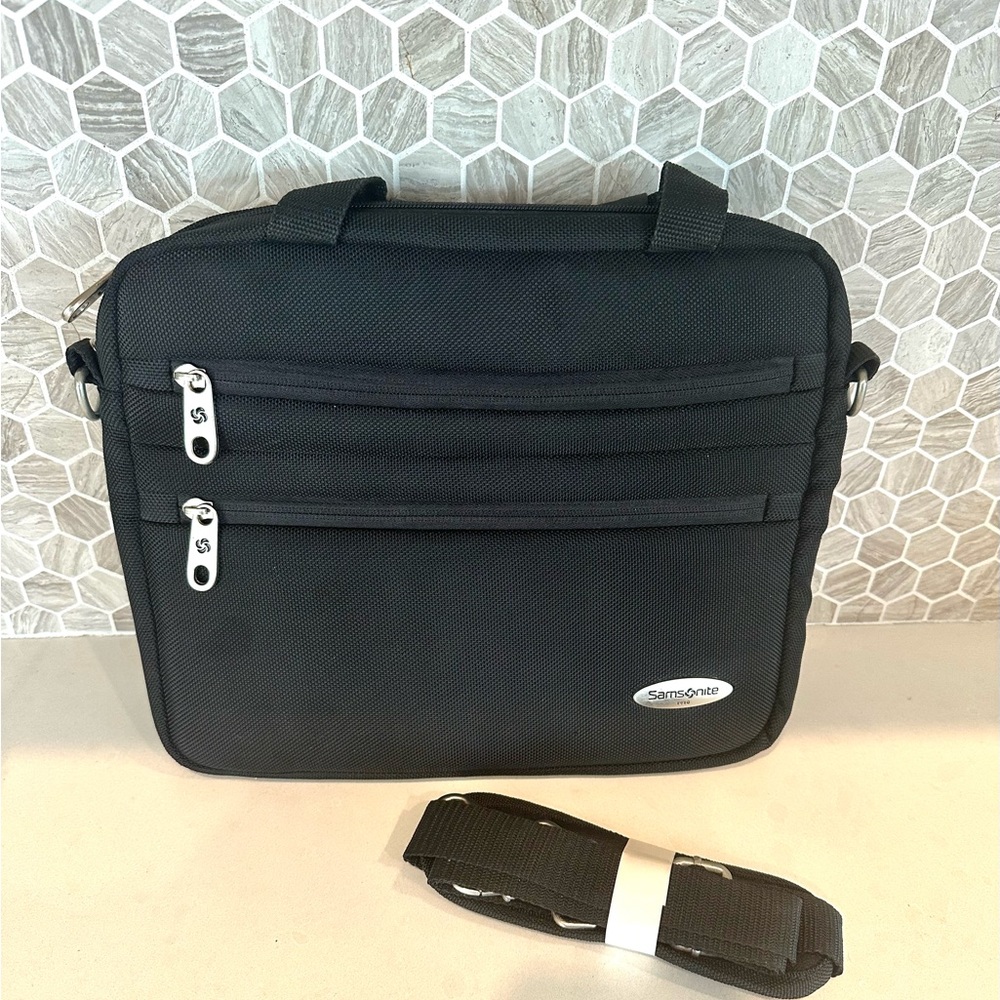 Samsonite Black tablet Bag crossbody